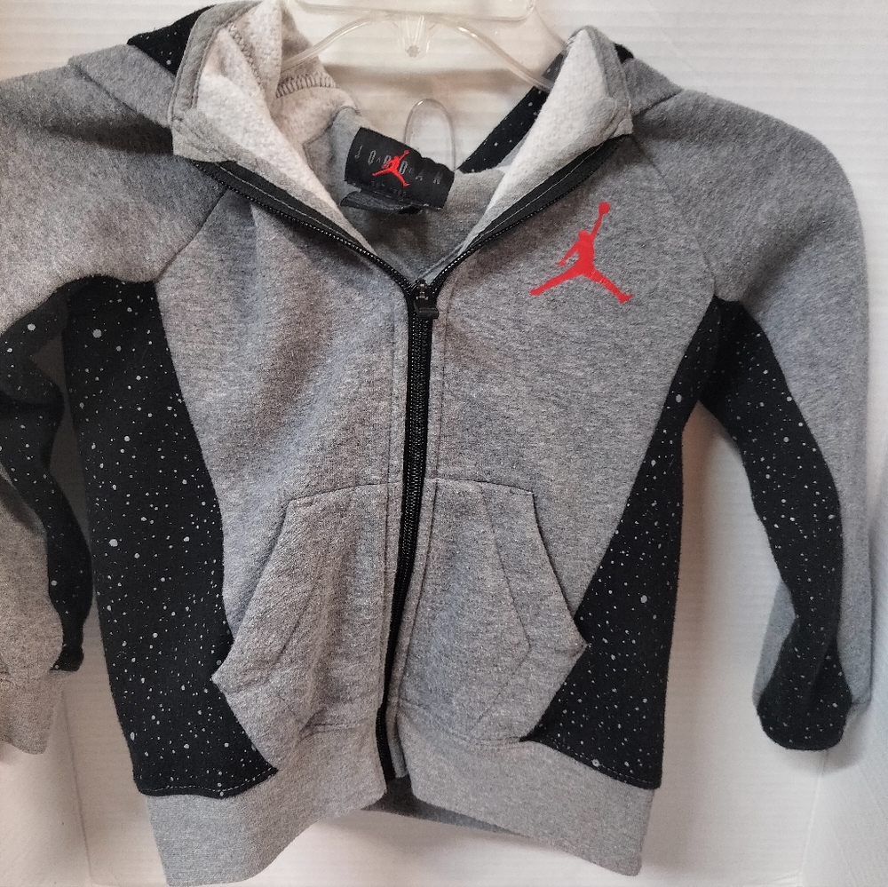 Jordan Boys Gray and Black Zip Up Hoodie Size 4
